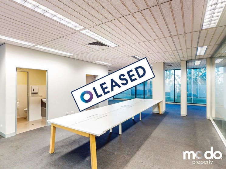 4/8 Clay Drive Doncaster VIC 3108 - Image 1