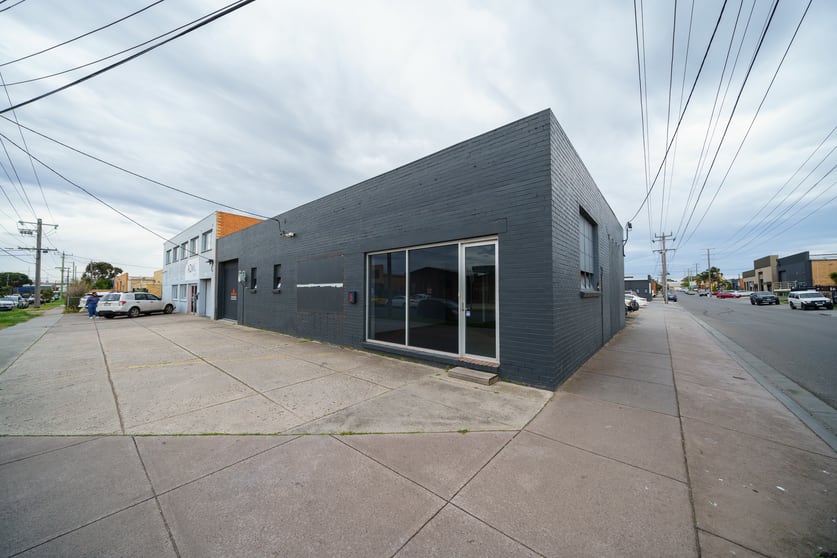 Click to view all images 2 Corr Street Moorabbin VIC 3189 - Image 1