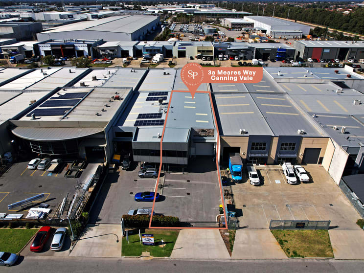 Click to view all images 3A Meares Way Canning Vale WA 6155 - Image 3