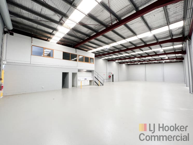 2/7 Bonnal Road Erina NSW 2250 - Image 1
