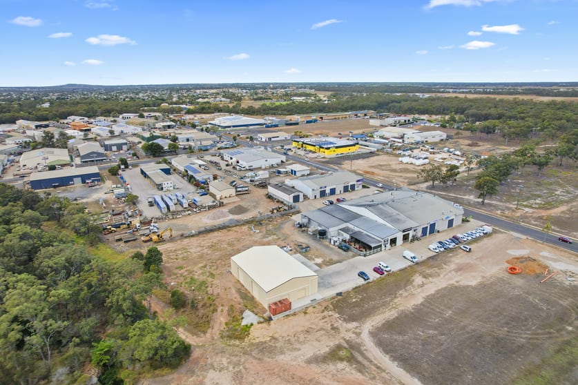 4C/22 Commercial Street Svensson Heights QLD 4670 - Image 2