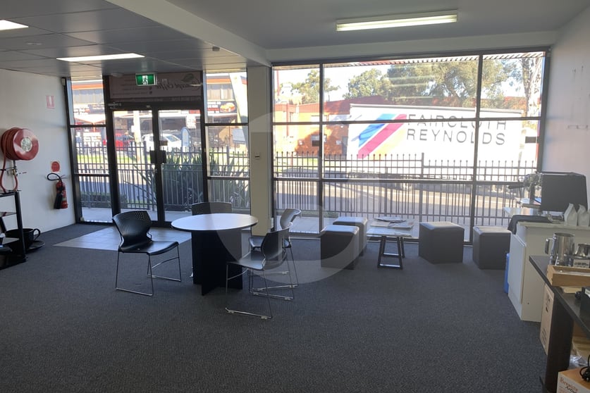 Click to view all images 2/1 BODEN ROAD Seven Hills NSW 2147 - Image 3