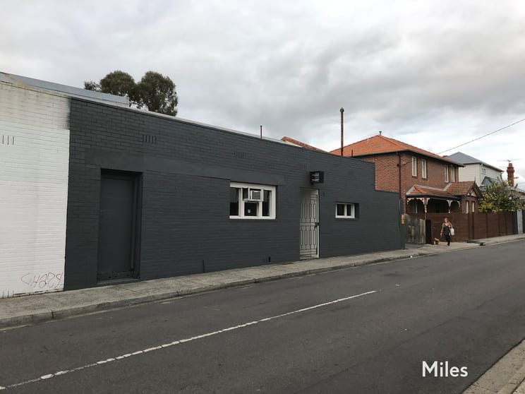Rear/137 Station Street Fairfield VIC 3078 - Image 2