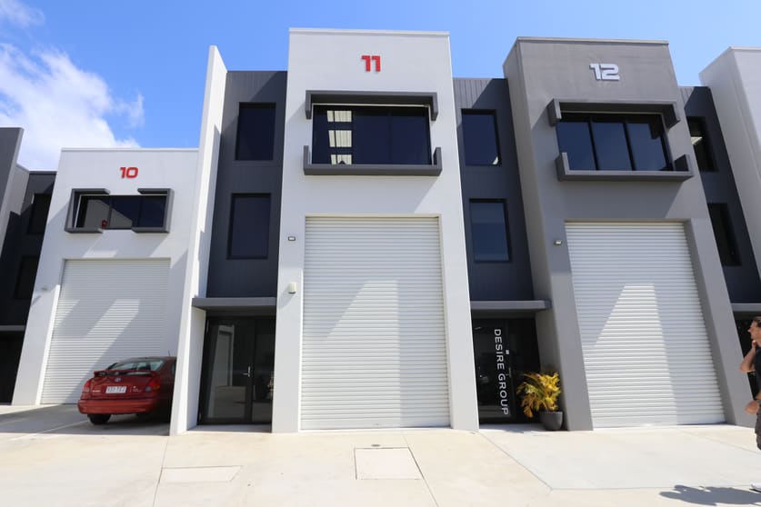Click to view all images 11/3 Flagstone Drive Burleigh Heads QLD 4220 - Image 1
