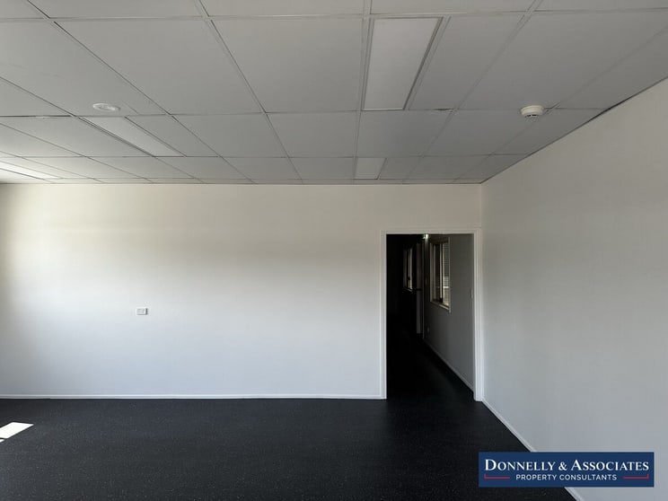 Click to view all images D/75 Araluen Street Kedron QLD 4031 - Image 3