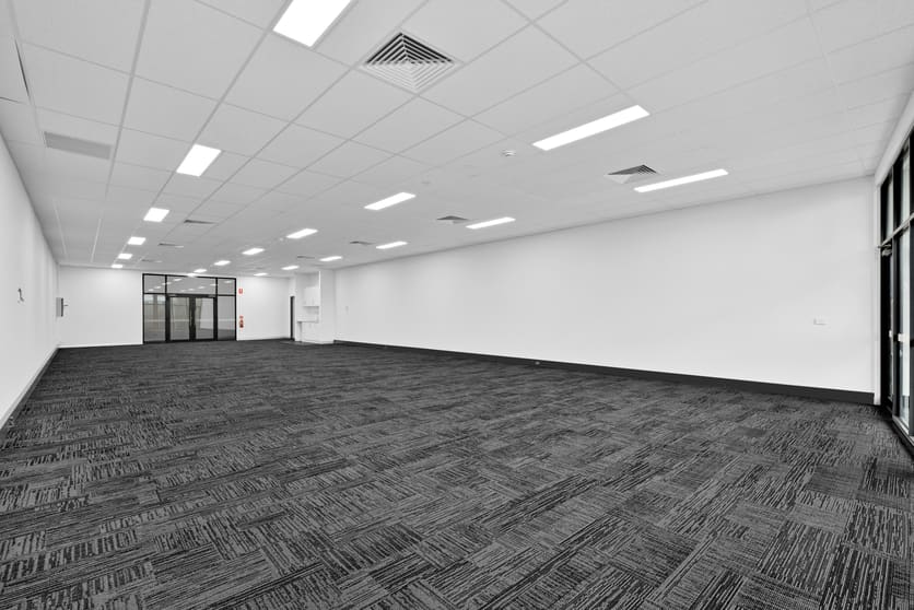 Click to view all images 2/70 Queen Street Warragul VIC 3820 - Image 3