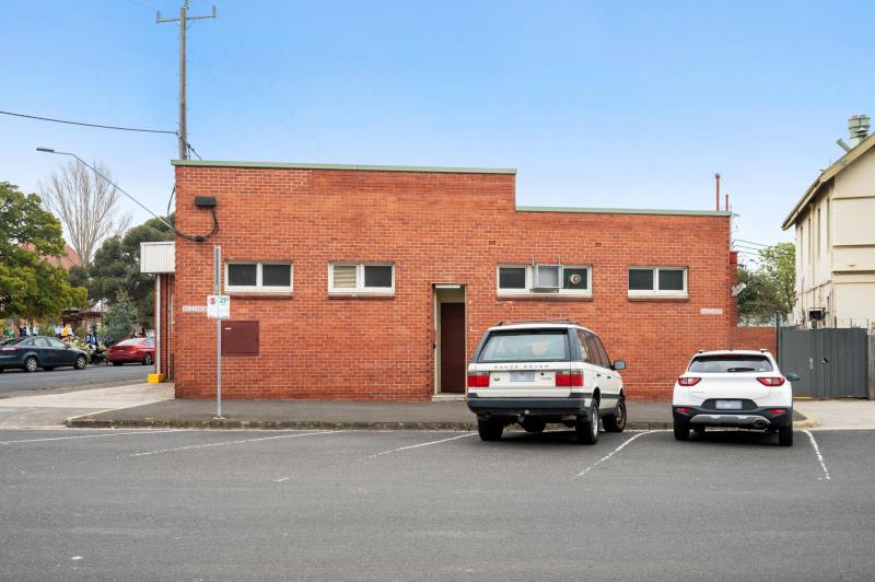 Click to view all images 2 Cole Street Williamstown VIC 3016 - Image 2