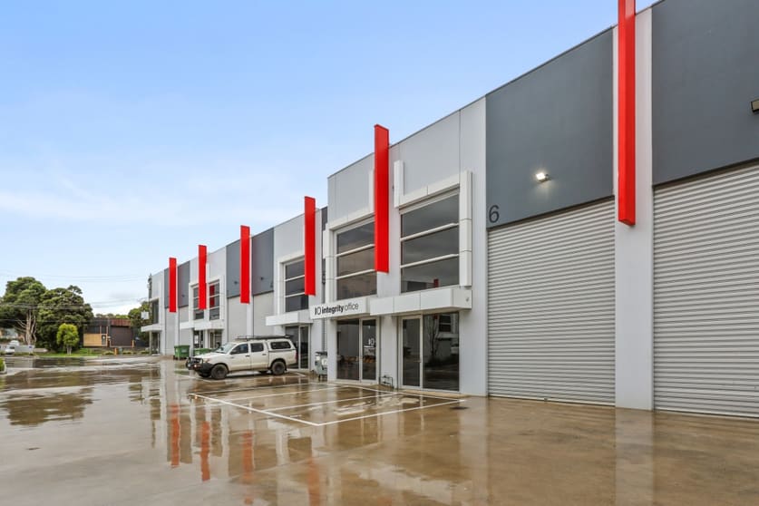 Click to view all images 6/8-10 Monomeeth Drive Mitcham VIC 3132 - Image 3