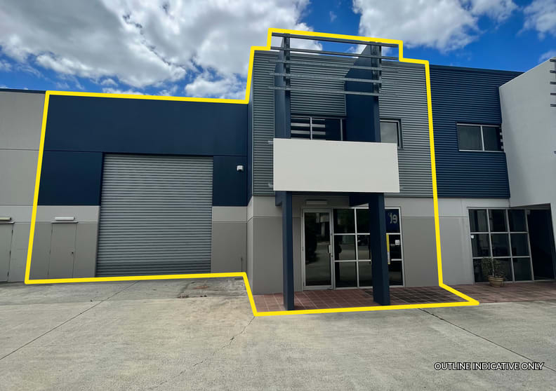 Click to view all images 2/7 Millennium Place Tingalpa QLD 4173 - Image 1