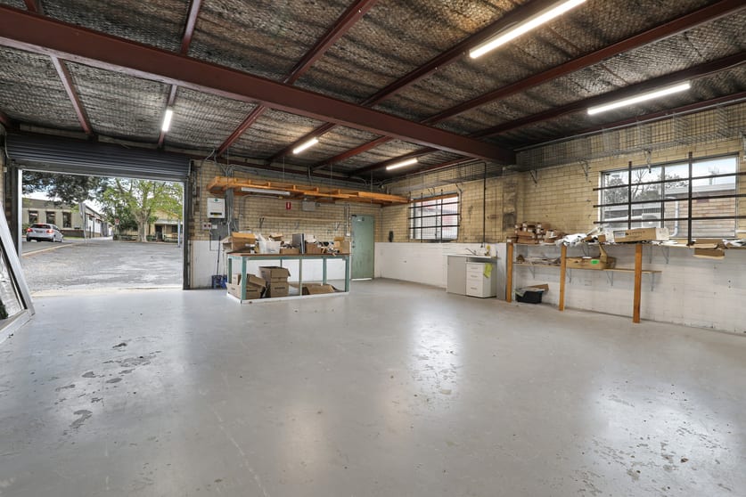 Click to view all images 4 Berry Street Nowra NSW 2541 - Image 1