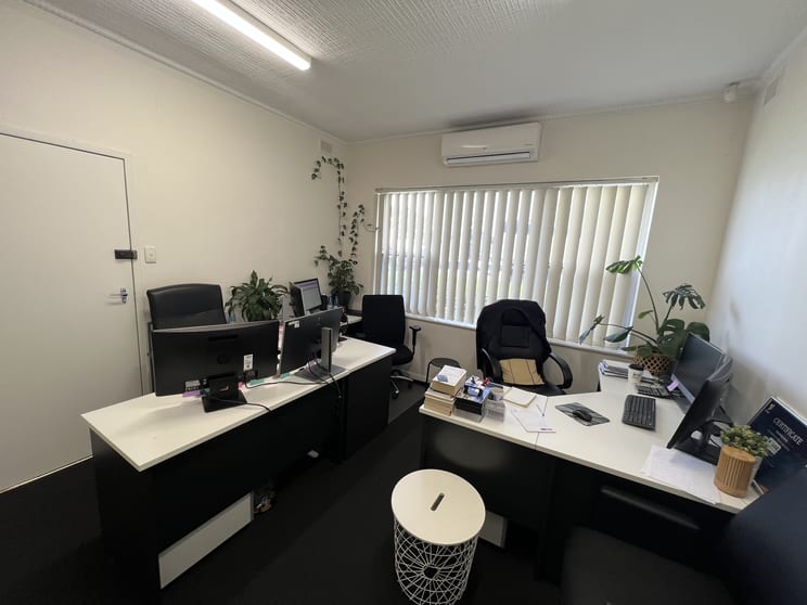 Click to view all images 2/773 Marion Road Ascot Park SA 5043 - Image 3
