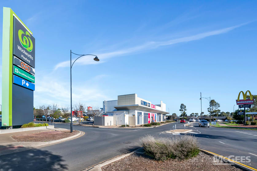 Click to view all images 262 Curtis Road Munno Para SA 5115 - Image 3