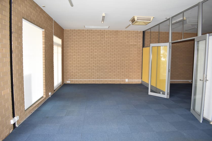Click to view all images 11-12/169 Clarinda Parkes NSW 2870 - Image 2
