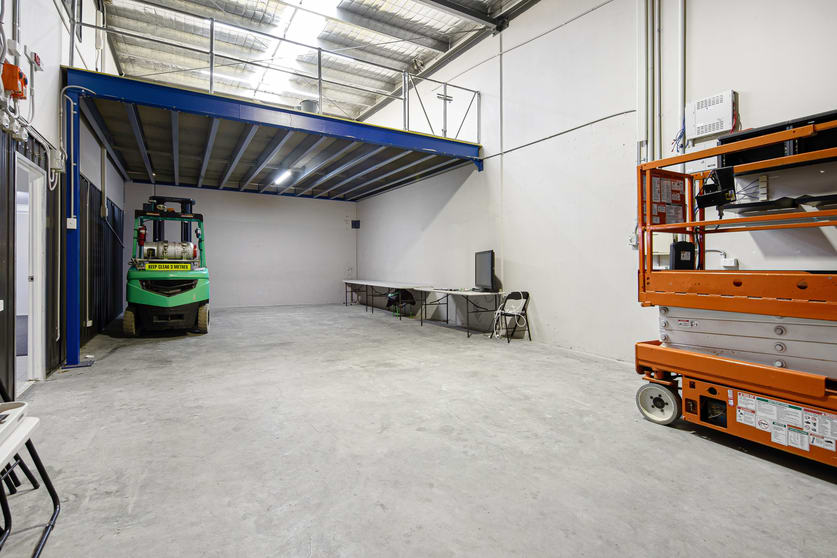 Click to view all images 3/43 Station Avenue Darra QLD 4076 - Image 2