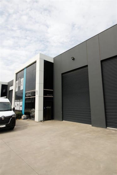 Click to view all images 5/8 Kearney Street Bayswater VIC 3153 - Image 2