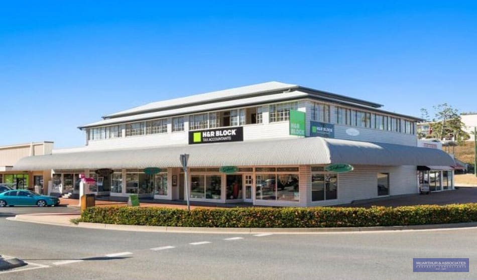 Click to view all images Yeppoon QLD 4703 - Image 2