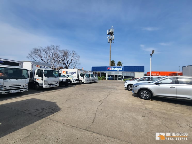 Click to view all images 148B Old Geelong Road Hoppers Crossing VIC 3029 - Image 3