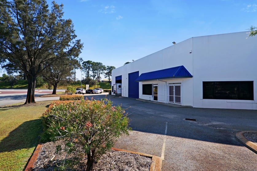 Click to view all images Unit 2/16 Dyer Road Bassendean WA 6054 - Image 2