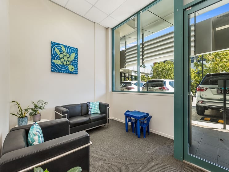 Click to view all images 5/6 Endeavour Boulevard North Lakes QLD 4509 - Image 1