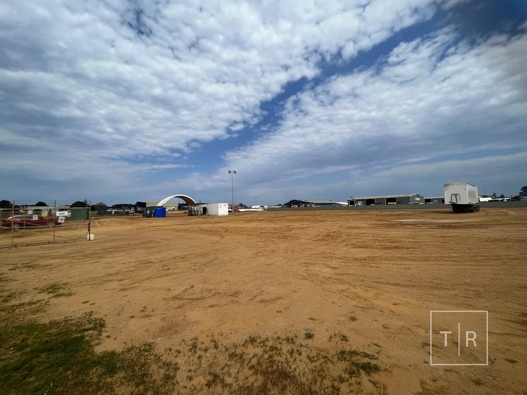 Click to view all images 7/15 Hill Street Chadwick WA 6450 - Image 3