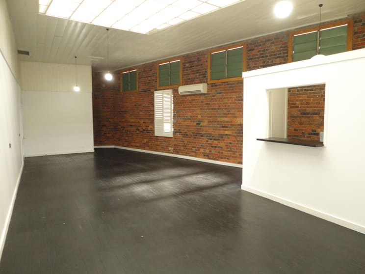 Click to view all images 12/126 Brisbane Street Ipswich QLD 4305 - Image 3