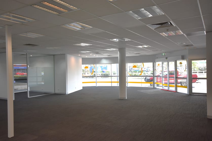 Click to view all images 1-2/324 Griffith Road Lavington NSW 2641 - Image 2
