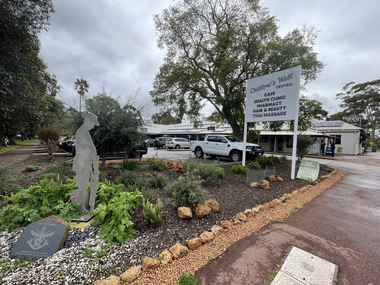 Click to view all images Suite 2/2 Memorial Avenue Chidlow WA 6556 - Image 1
