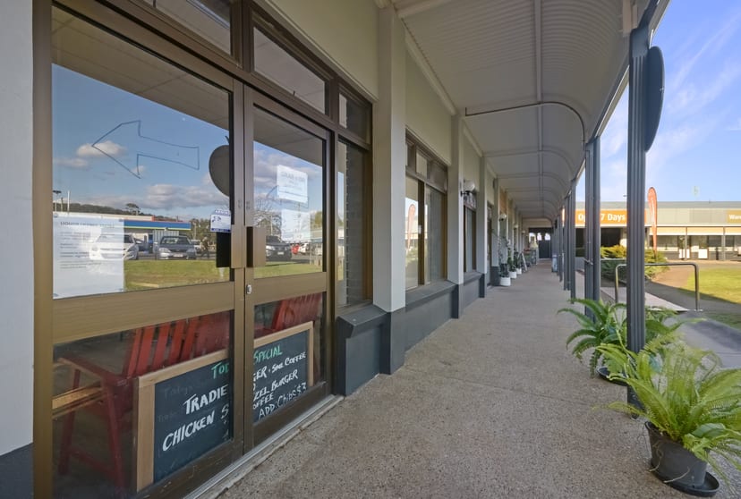 Click to view all images Shop 15/656 Toowoomba Connection Road Withcott QLD 4352 - Image 1