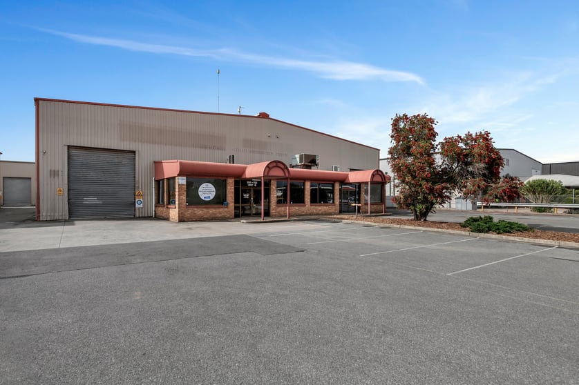 Click to view all images Units 4 - 5/150-152 Francis Road Wingfield SA 5013 - Image 1
