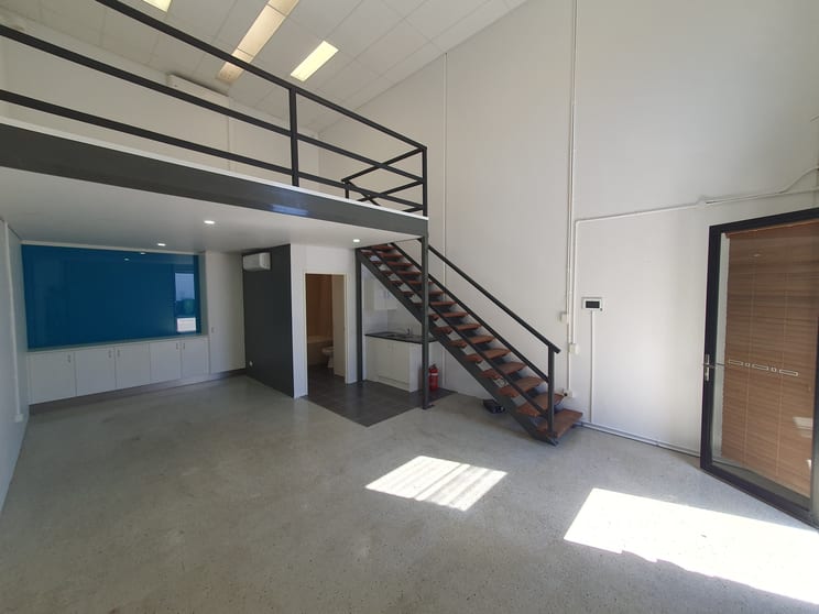 Click to view all images Currumbin QLD 4223 - Image 2