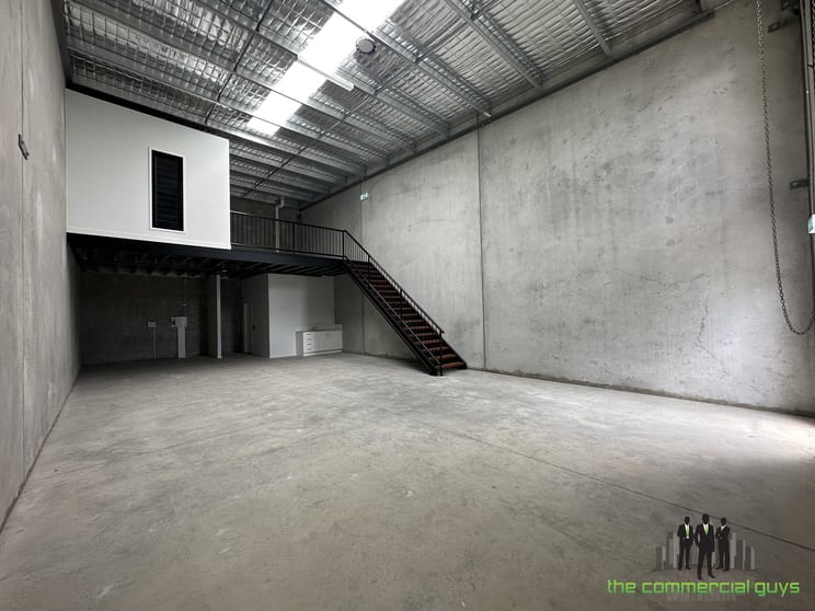 Click to view all images 5/60 Evans Dr Caboolture QLD 4510 - Image 2