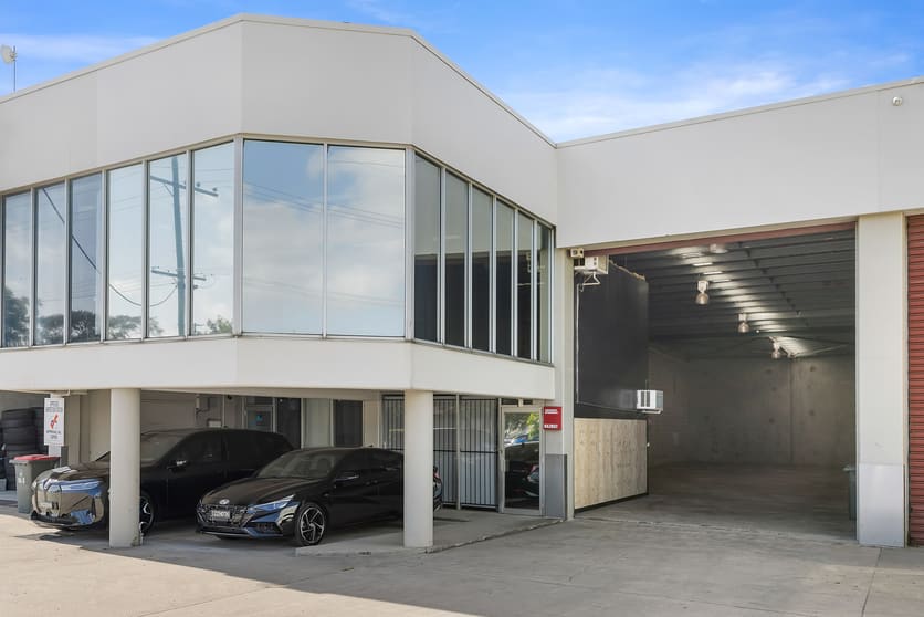 Click to view all images 3/1368 Kingsford Smith Drive Pinkenba QLD 4008 - Image 1