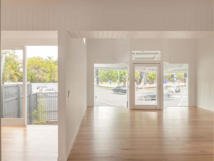 Click to view all images 77 Baroona Road Milton QLD 4064 - Image 2