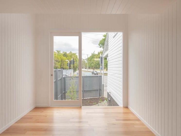 Click to view all images 77 Baroona Road Milton QLD 4064 - Image 3