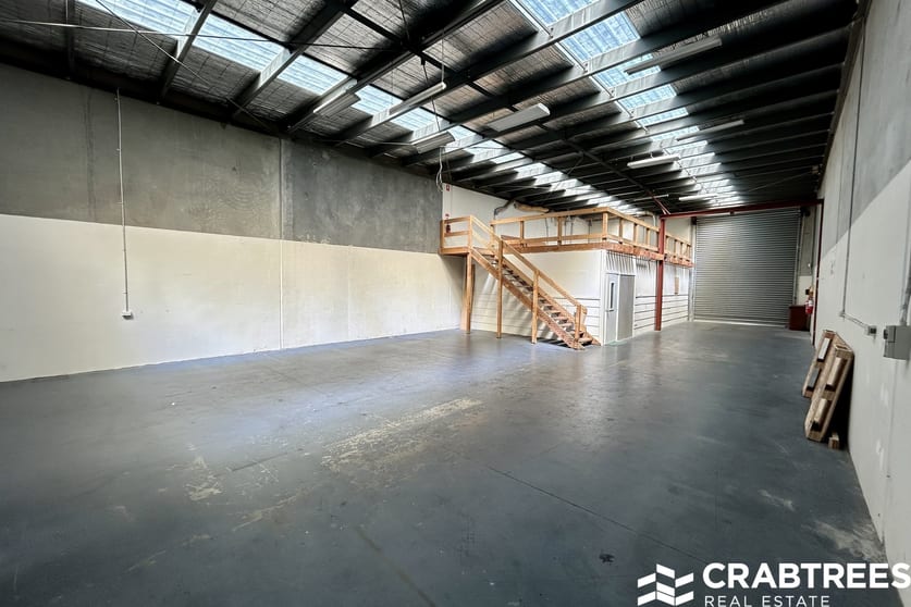 Click to view all images 2/7 Neutron Place Rowville VIC 3178 - Image 2