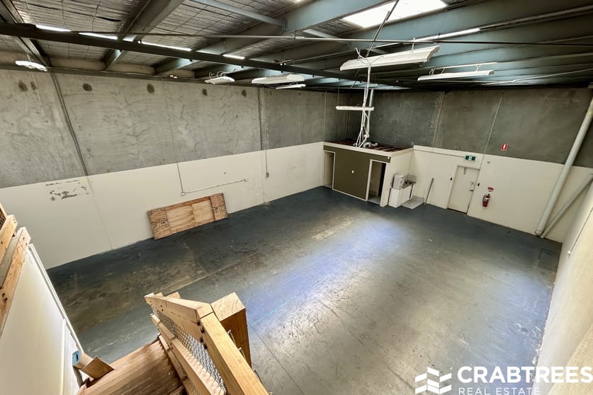 Click to view all images 2/7 Neutron Place Rowville VIC 3178 - Image 3