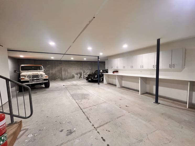 Click to view all images 26/122 Old Pittwater Road Brookvale NSW 2100 - Image 2