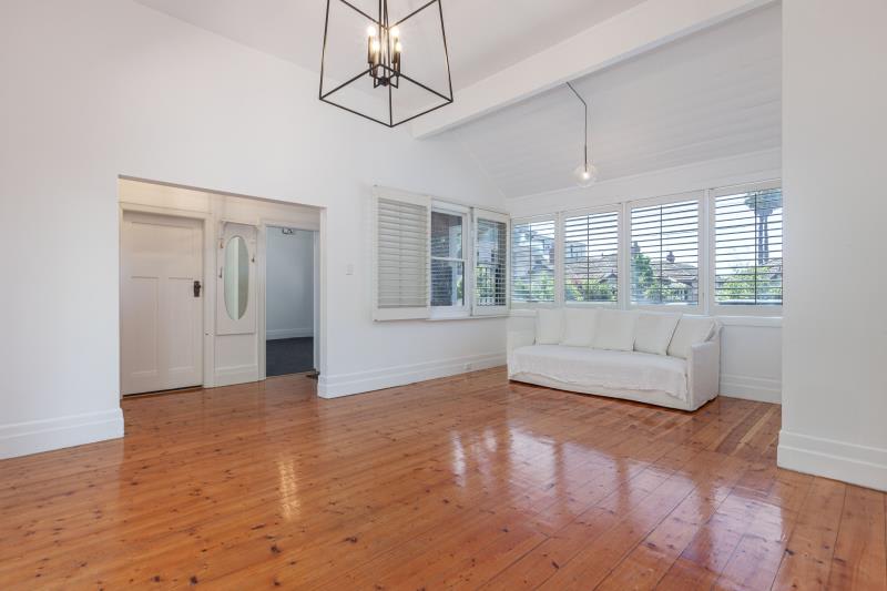 Click to view all images 738 Malvern Road Armadale VIC 3143 - Image 2