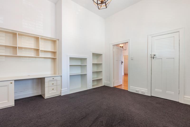 Click to view all images 738 Malvern Road Armadale VIC 3143 - Image 3