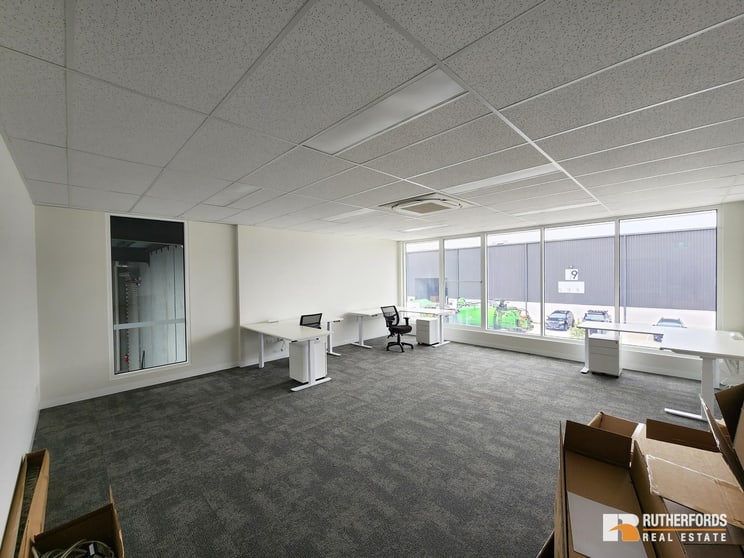 Click to view all images 12/45 Bunnett Street Sunshine North VIC 3020 - Image 3