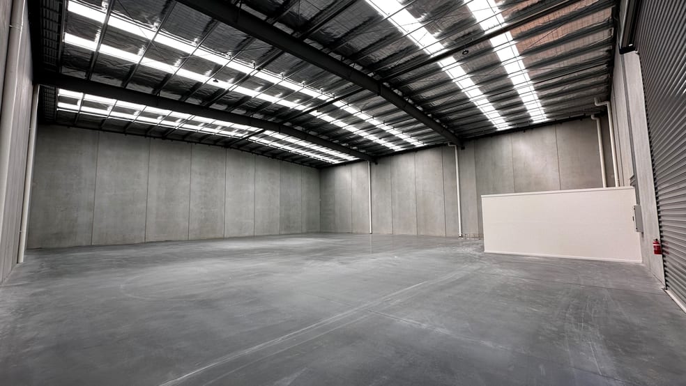 Click to view all images space/9 Administration Drive Pakenham VIC 3810 - Image 3