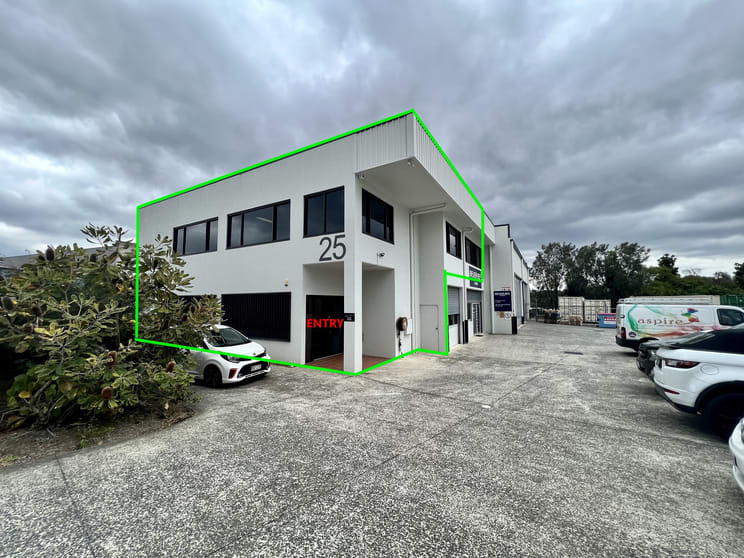 Click to view all images 25B Olympic Circuit Southport QLD 4215 - Image 1