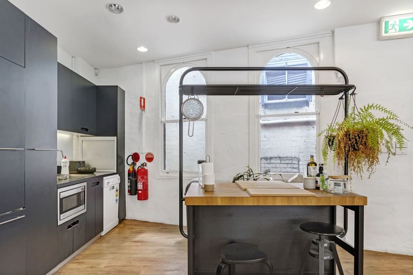 Click to view all images 33 Foster Street Surry Hills NSW 2010 - Image 2