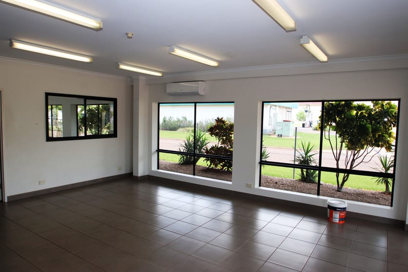 Click to view all images 2/1 Middleton Street Yarrawonga NT 0830 - Image 3