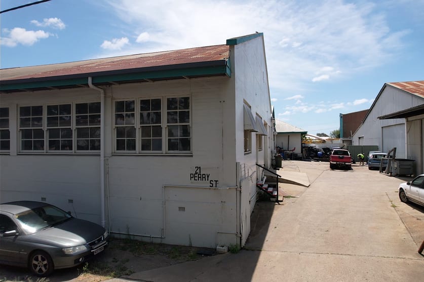 Click to view all images 1/21 Perry Street Bundaberg North QLD 4670 - Image 2