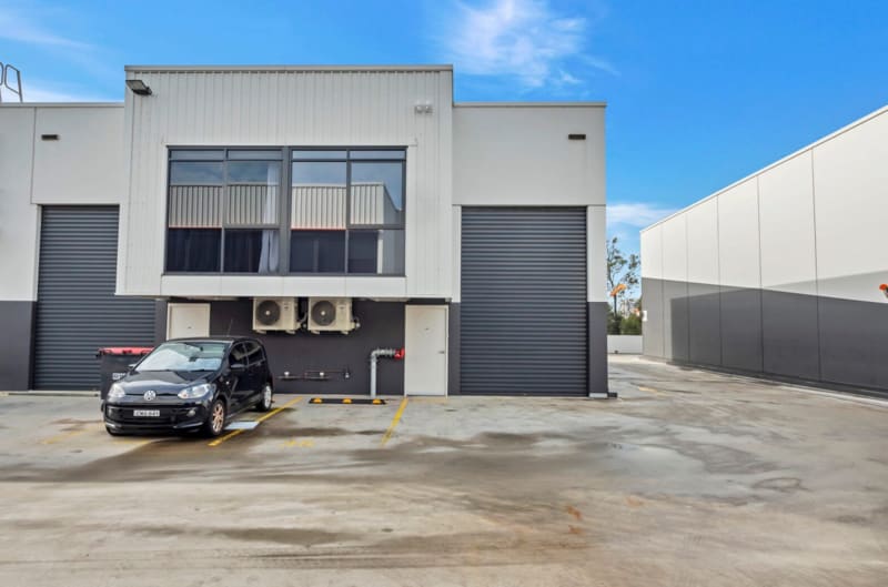 Click to view all images 34/8 Jullian Close Banksmeadow NSW 2019 - Image 1