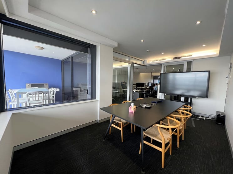 Click to view all images 15 Lime Street Sydney NSW 2000 - Image 3