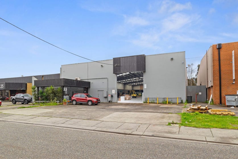 Click to view all images 23 Glomar Court Dandenong South VIC 3175 - Image 1