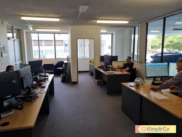 Click to view all images Salisbury QLD 4107 - Image 3