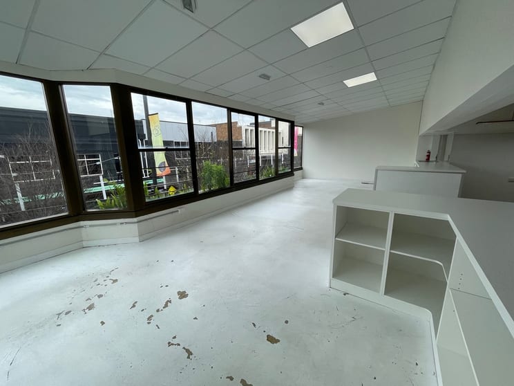 Click to view all images 3/128 - 134 Crown Street Wollongong NSW 2500 - Image 3